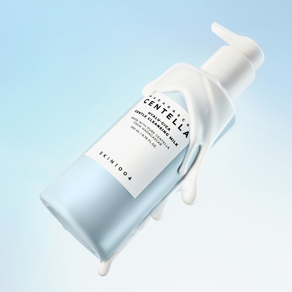 Skin1004 马达加斯加 积雪草 玻尿酸舒缓 温和洁面乳 200ml