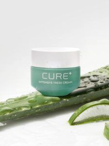 金正门芦荟 Rasenseu Roe Cure Intensibeu 清爽 面霜 30g