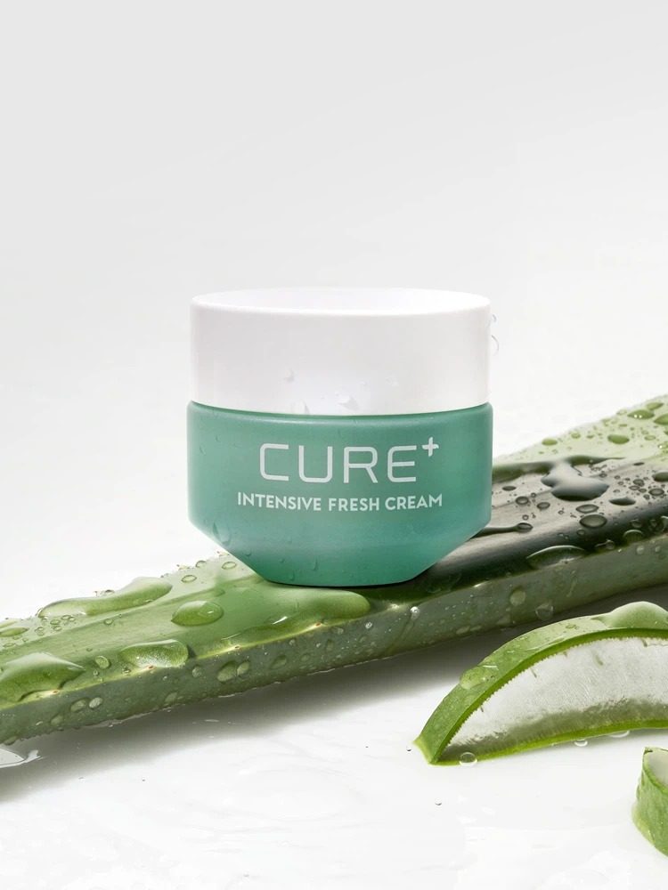 金正门芦荟 Rasenseu Roe Cure Intensibeu 清爽 面霜 30g