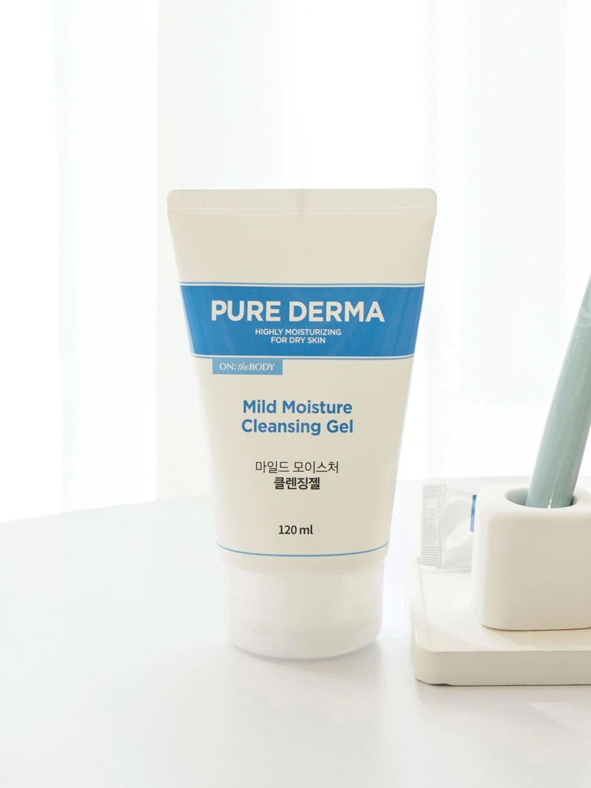 On The Body Pyueo皮肤科学型 温和保湿 Keulrenjing 凝胶 120ml