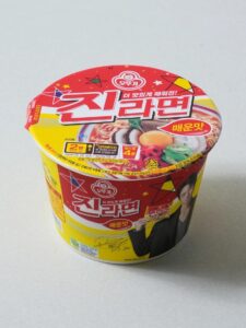 Ottogi 真拉面 Yong主机 辣味 110g