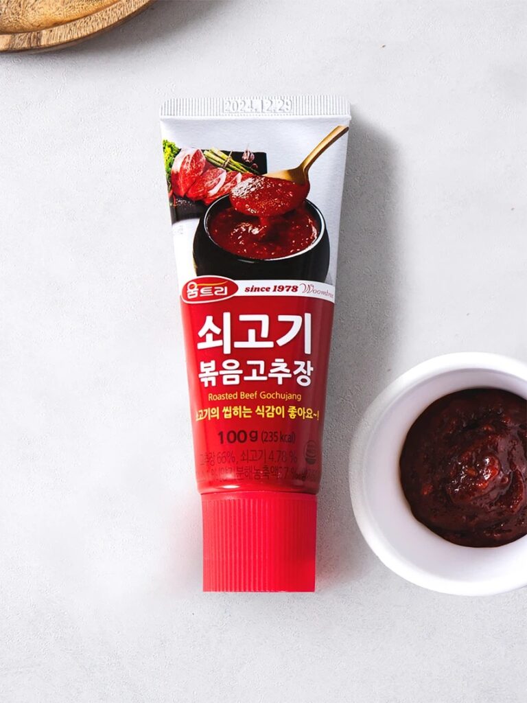 Umteuri Soego主机 Bokeumgochujang 100g