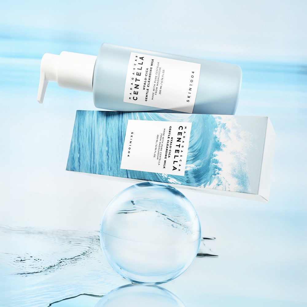 Skin1004 马达加斯加 积雪草 玻尿酸舒缓 温和洁面乳 200ml