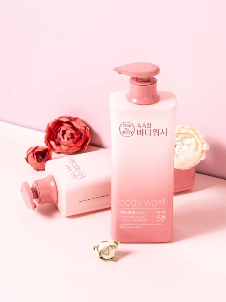 国民美妆品 On The Body 高保湿 身体沐浴露 Koteunmeoseukeu Hyang 900g