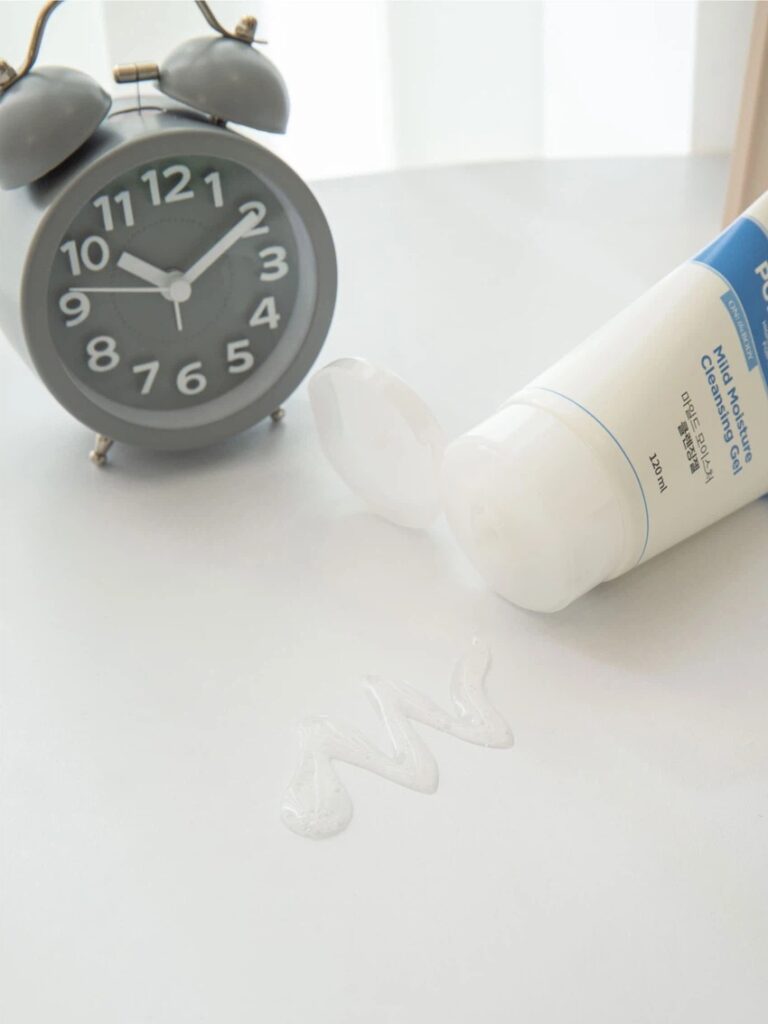 On The Body Pyueo皮肤科学型 温和保湿 Keulrenjing 凝胶 120ml