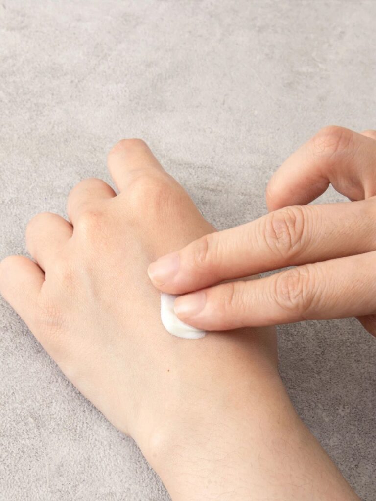 On The Body Pyueo皮肤科学型 温和保湿 防晒霜 50ml