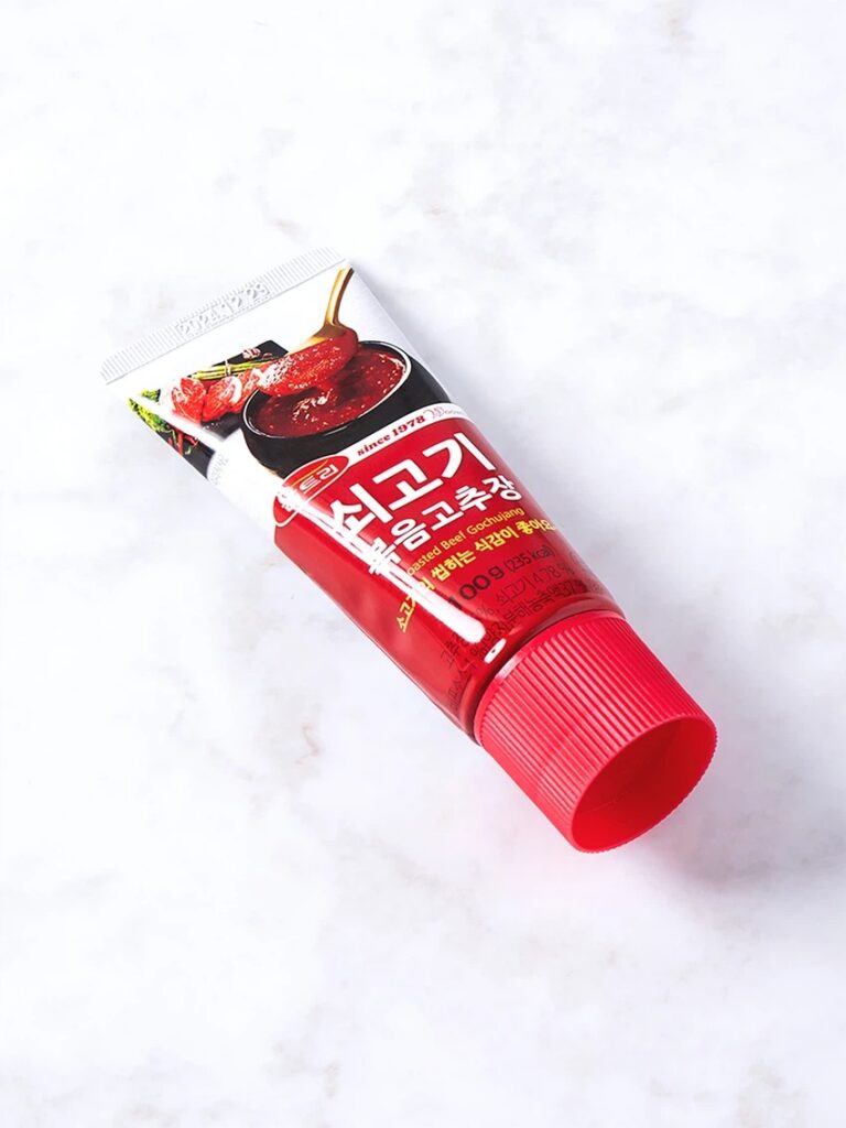 Umteuri Soego主机 Bokeumgochujang 100g