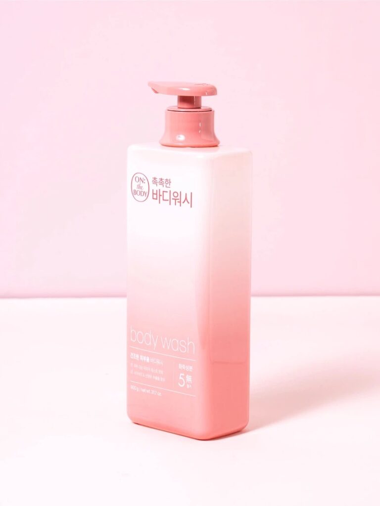 国民美妆品 On The Body 高保湿 身体沐浴露 Koteunmeoseukeu Hyang 900g