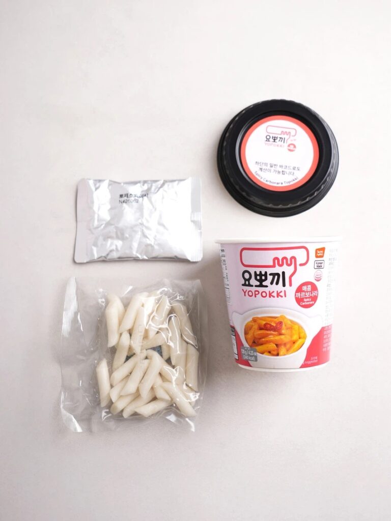 YoPpokki 片Kom Kkareubonara Tteokboki 120g