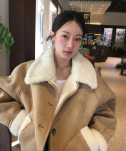 绒毛领羊羔毛夹克大衣 [米色] / WBE4L10525