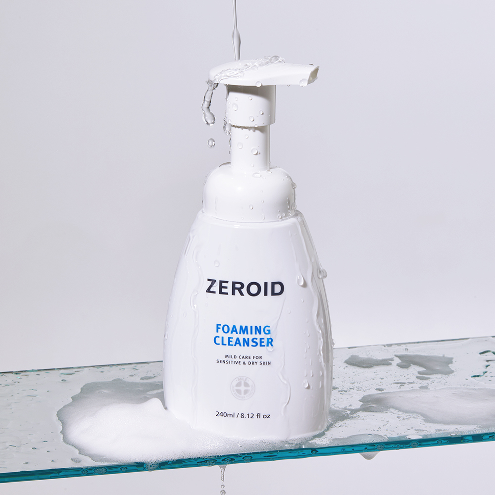 Zeroid 泡沫洁面乳 240ml