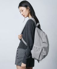 Shelly 尼龙双肩包 灰色